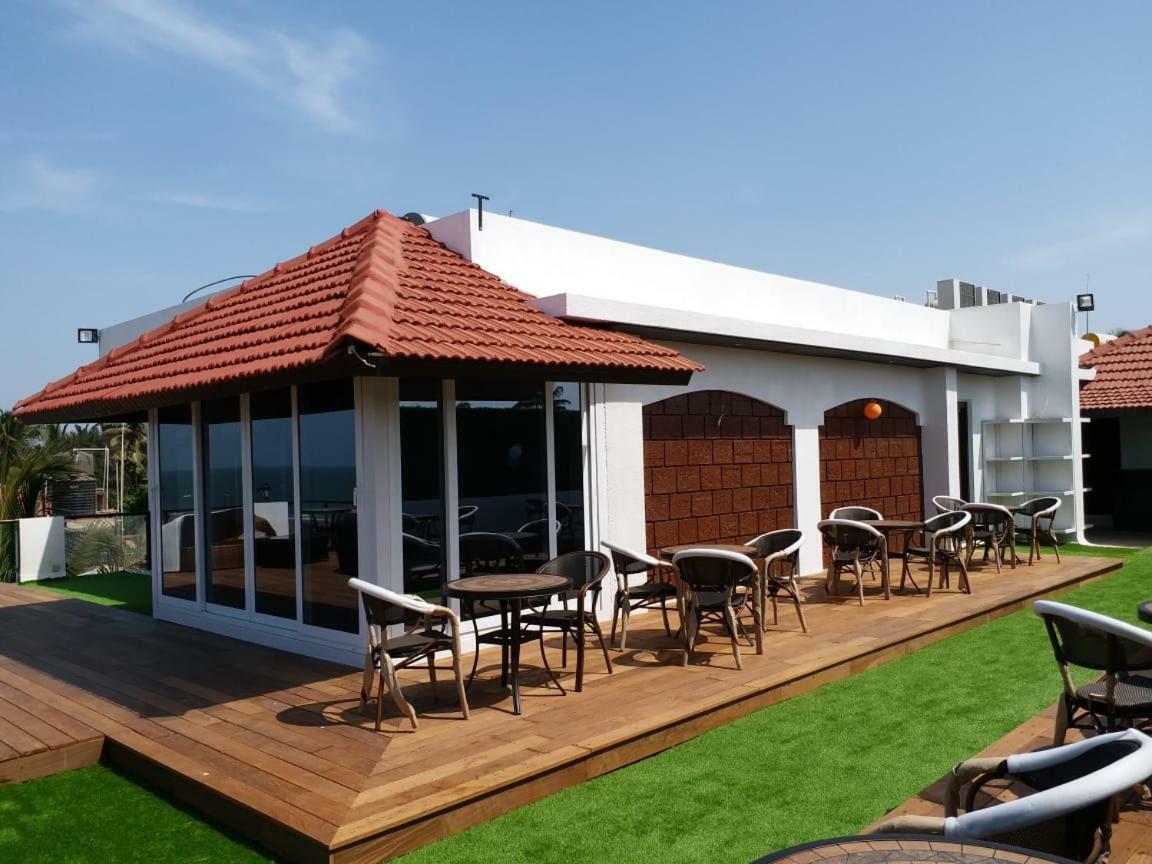 Royale Exotica, Goa Hotel Калангуте Екстериор снимка